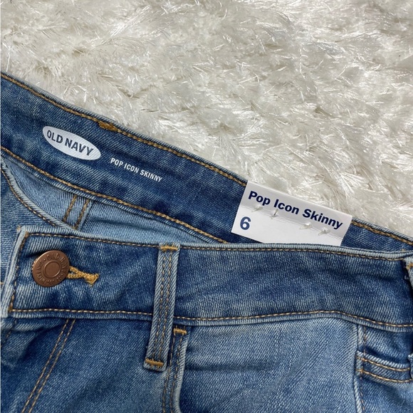 Jeans - Picture 2 of 4